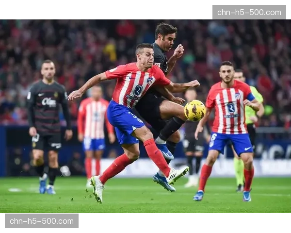 战术板：解读马竞如何利用定位球战术，在客场带走关键一分