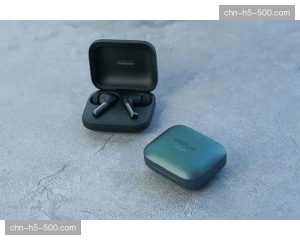 现场音响系统与音频制播链路实现智能化联动，提升全景声效果。